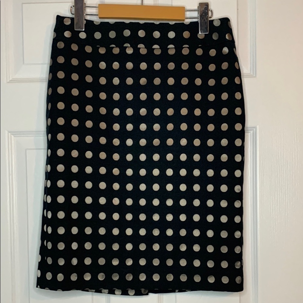 Ann Taylor Black and Metallic Taupe Polk Dot Pencil Skirt Size 4 Back Slit